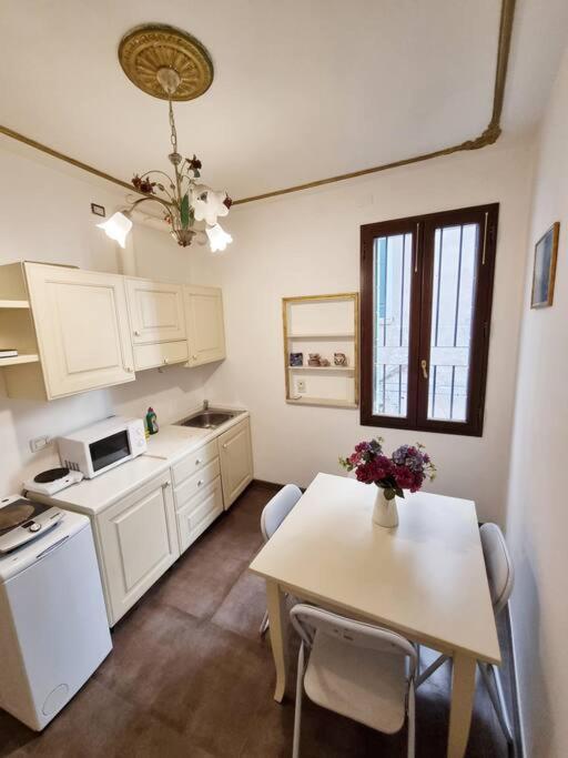 Ca'Briani Luxury - Behind S.Mark Square Venedig Exterior foto