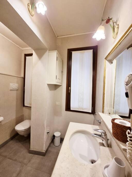 Ca'Briani Luxury - Behind S.Mark Square Venedig Exterior foto