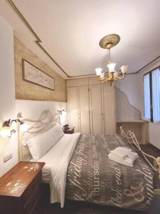 Ca'Briani Luxury - Behind S.Mark Square Venedig Exterior foto